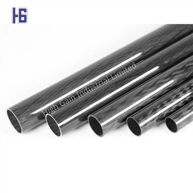 Tube en fibre de carbone